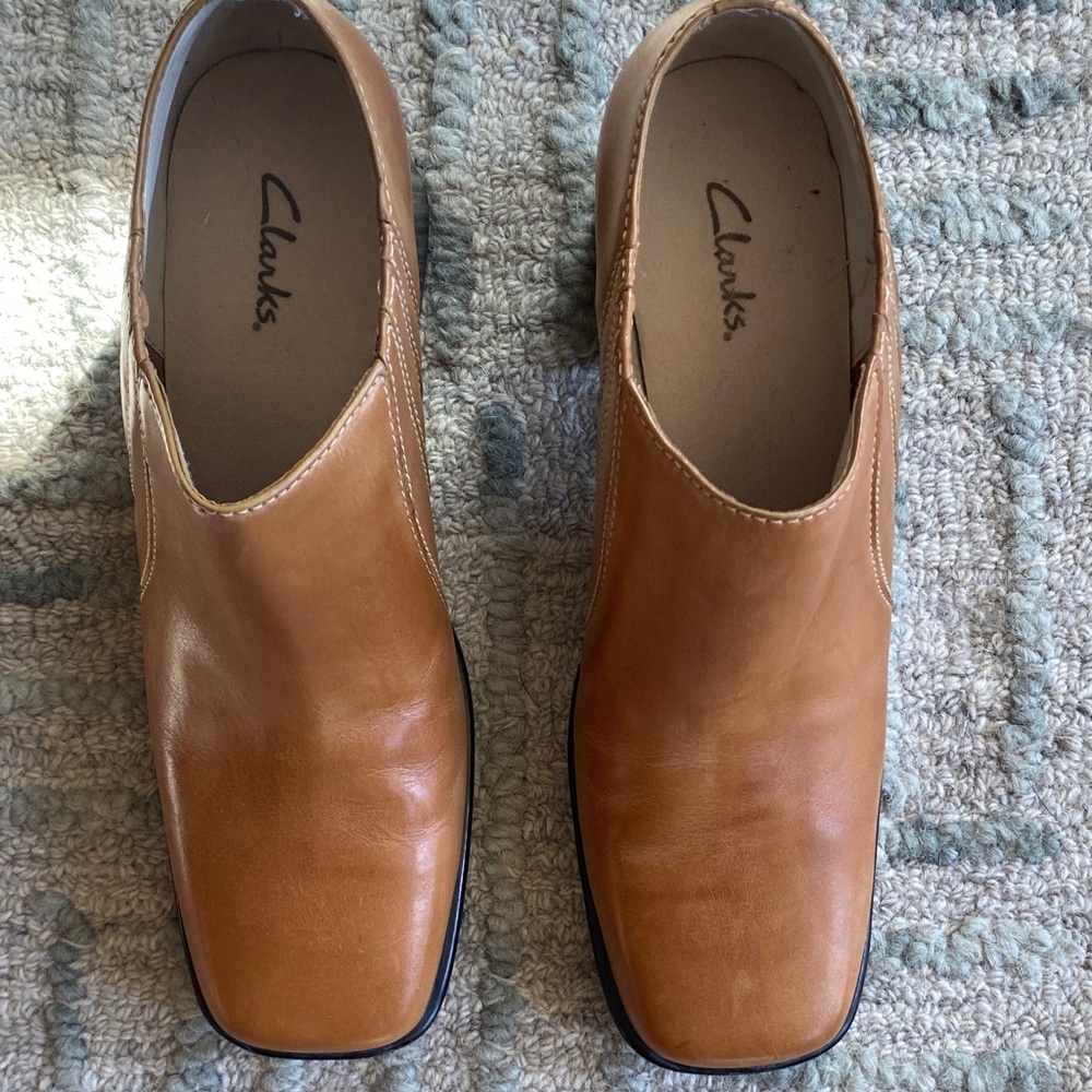 Clarks Womens Brown Leather Shoes